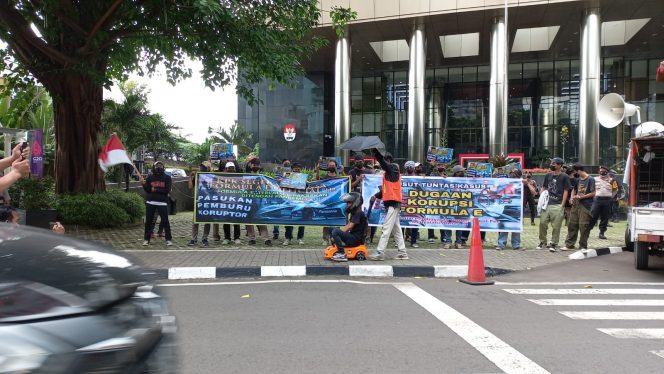 
 Aksi Jumat Keramat, Corong Rakyat : KPK Waktunya Gas Pol! Kasus Formula E Harus Menuju Tahap Penyidikan