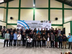 Ken Setiawan bersama Eks Simpatisan HTI Garut Bacakan Deklarasi Ikrar Setia kepada NKRI