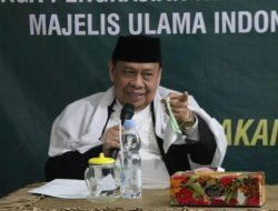 Prof. KH. Mukri Aji: Ahmadiyah Menyimpang dari Pokok Ajaran Islam